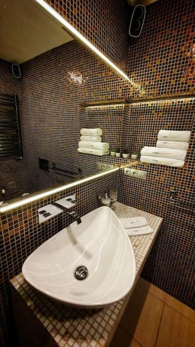 Vision Luxury Apartment Rynek Wrocław Eksteriør bilde