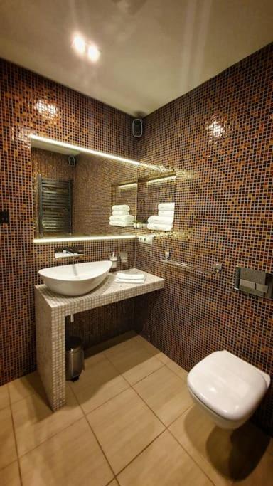 Vision Luxury Apartment Rynek Wrocław Eksteriør bilde